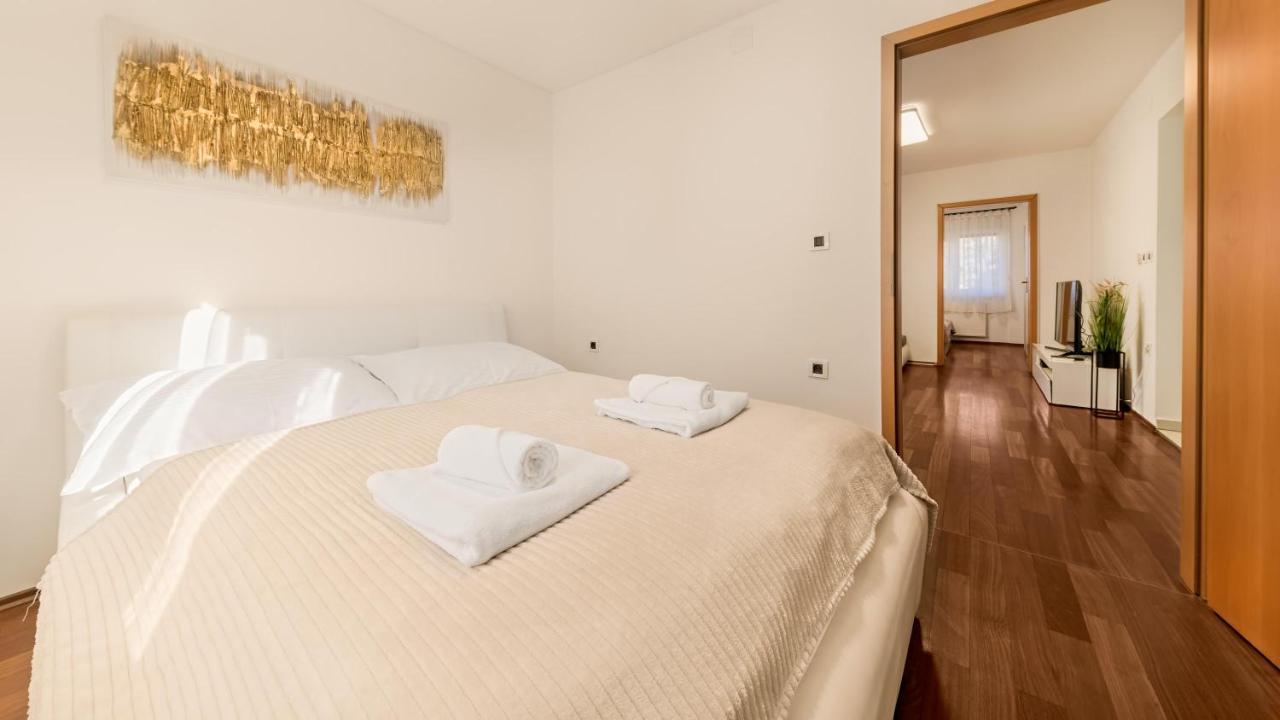 Four Seasons Apartment - Free Parking Zagreb Extérieur photo