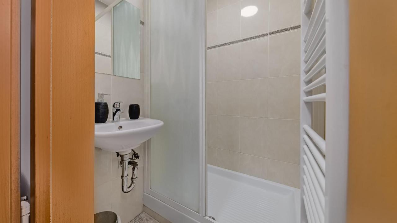 Four Seasons Apartment - Free Parking Zagreb Extérieur photo